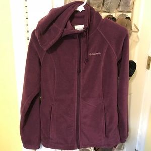 Hooded fleece jacket